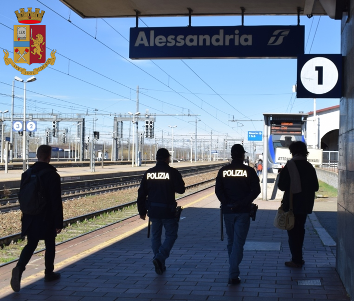 Polfer: quasi 40 grammi di marijuana sequestrati. Segnalati due giovani