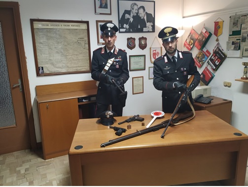 Non trova pistola. Per l’uomo scatta denuncia e ritiro cautelativo di tutte le armi