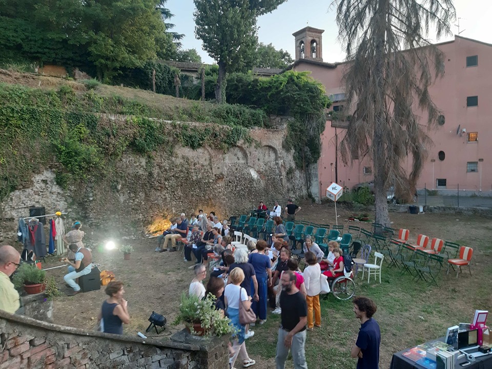 Eternità e freschezza. Recensione di “Banana Split”a Hortus Conclusus