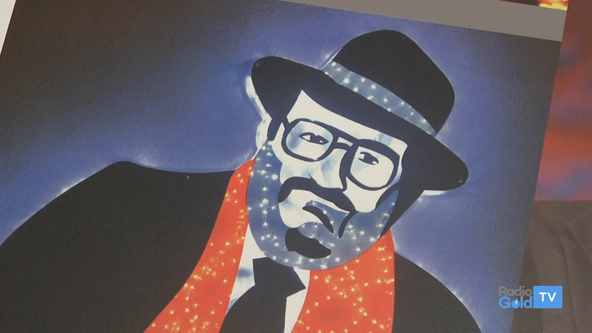 La luce di Umberto Eco sulla Biblioteca: svelata la terza opera di Lodola