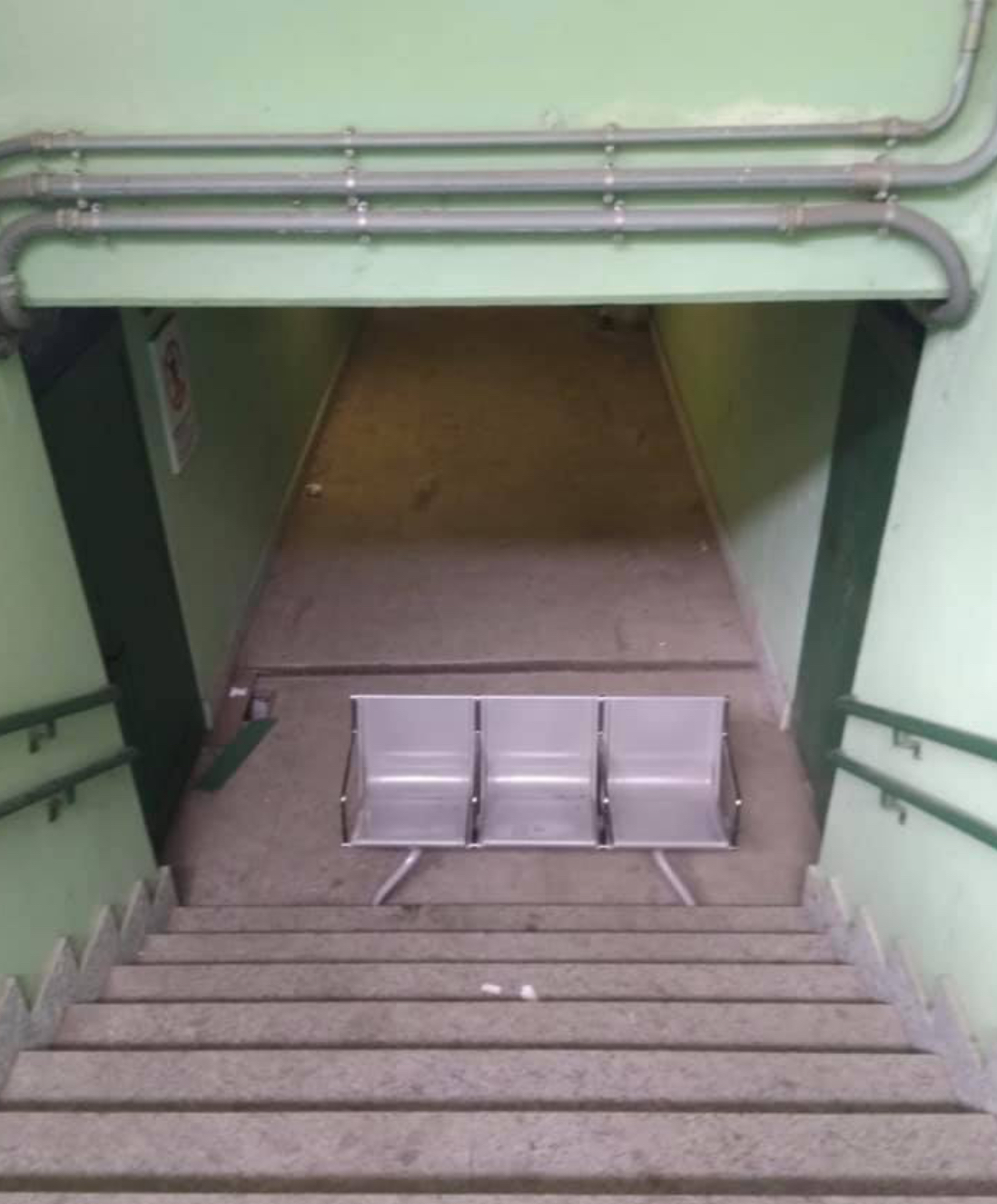 Atto vandalico a Solero: si chiude la sala d’aspetto della stazione