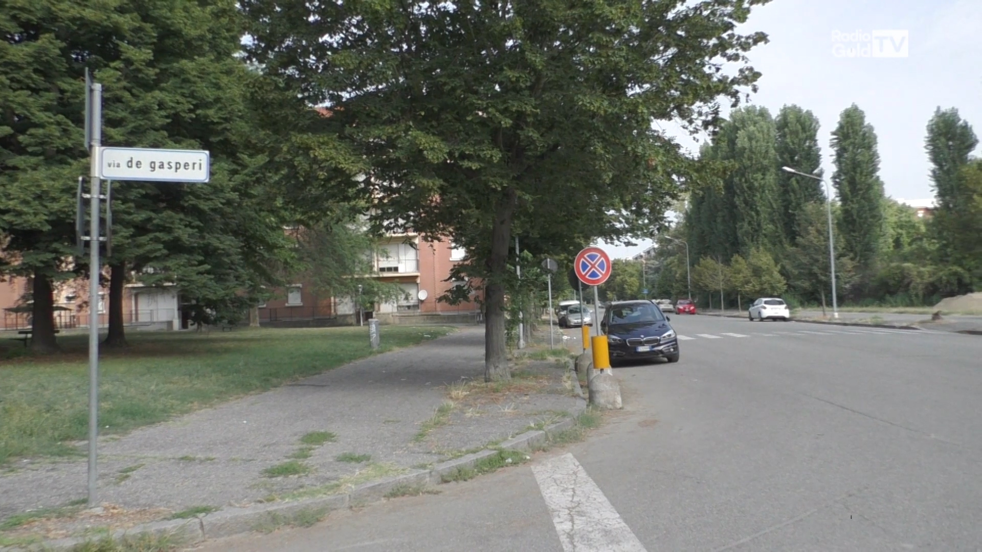 Viaggio nel quartiere che ospiterà il centro islamico
