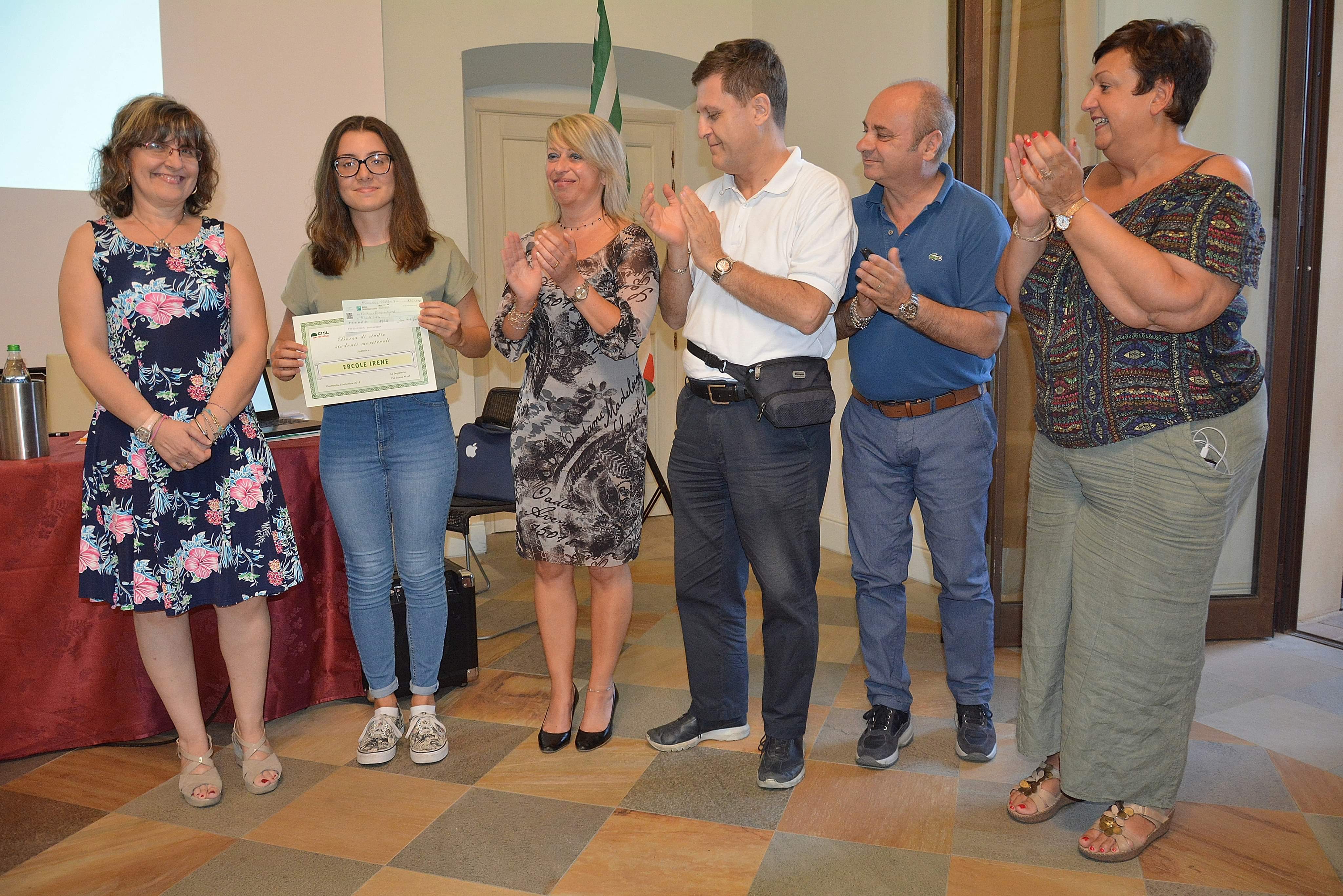 Cisl Scuola Alessandria Asti: borsa di studio per una giovane “centina”