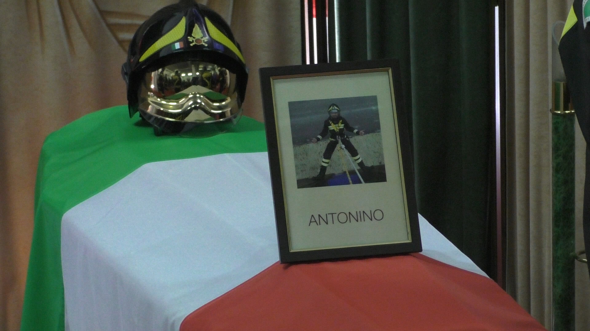 La moglie di Nino Candido: “Aiutate chi ha bisogno, farete felice mio marito”