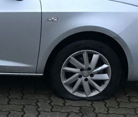Code per sistemazione buche e ancora auto ko per le strade dissestate