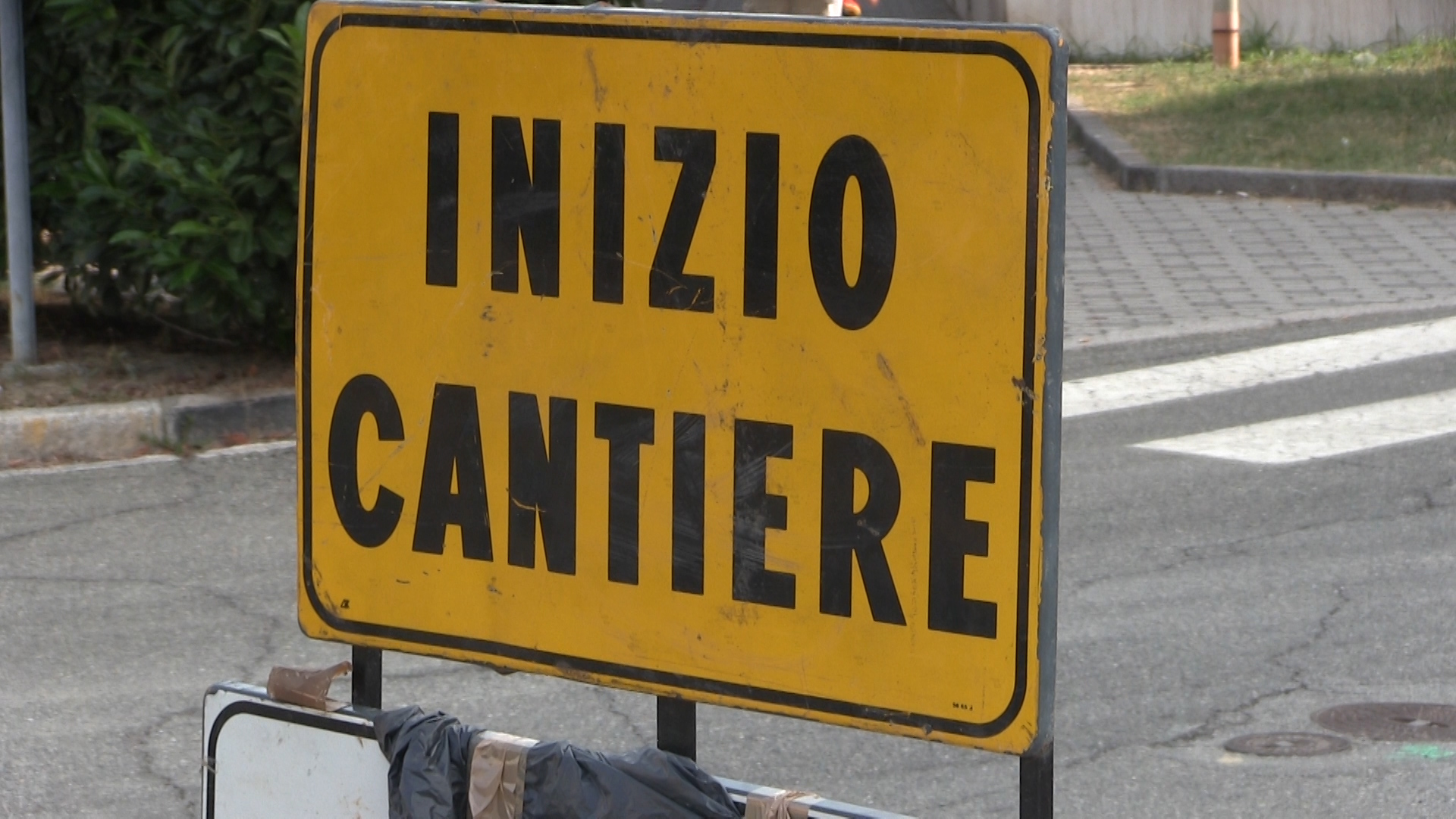 Ancora problemi per il sottopasso di San Giuliano: tratto chiuso