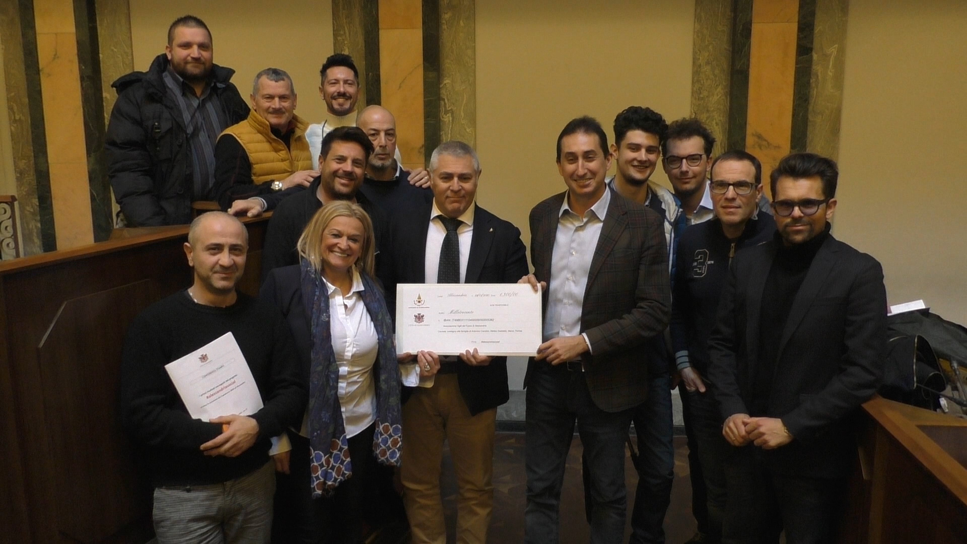 #AlessandriaSocial: raccolti a Capodanno 1300 euro per i Vigili del Fuoco