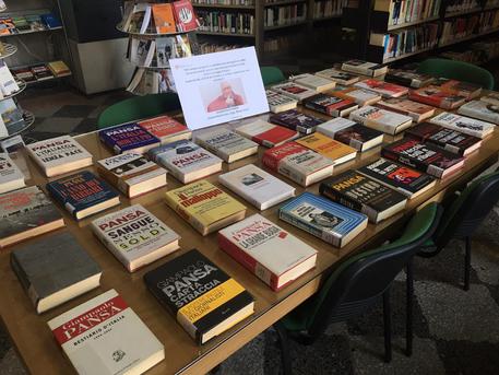 Dopo la morte di Pansa alla biblioteca di Casale vanno a ruba i suoi libri