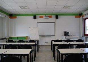 Covid a scuola, casi in aumento: in provincia 125 focolai e 244 classi in quarantena