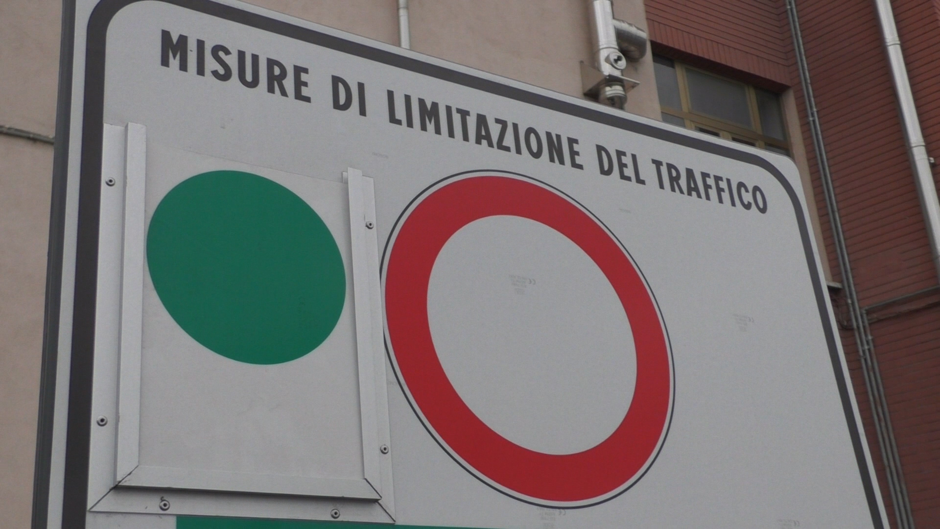 Finita l’allerta smog ad Alessandria: semaforo verde per tutti i veicoli