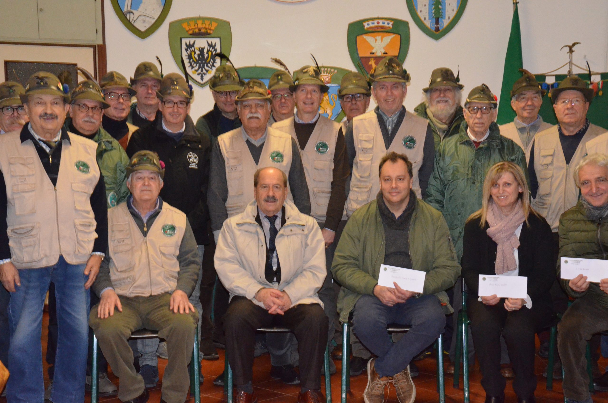 Alpini fanno beneficenza a Onlus Fulvio Minetti, Sole Dentro, Caritas e Lilt