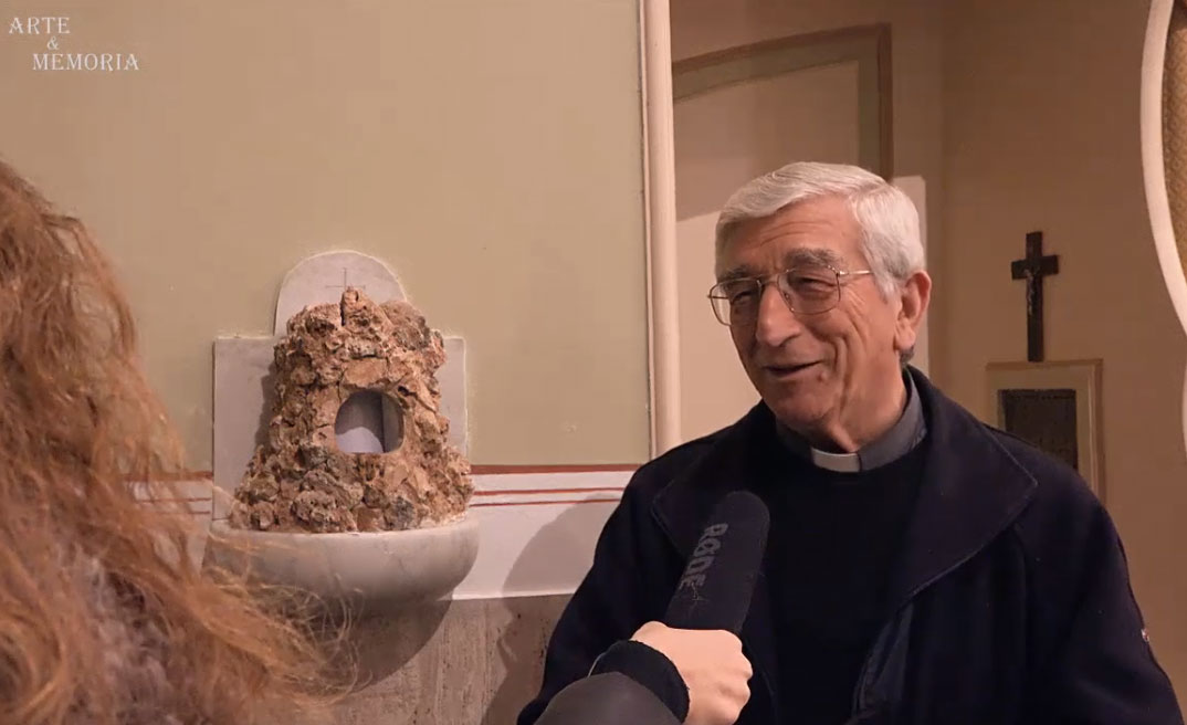 Gavi: l’ingegnoso stratagemma di padre Franco per risolvere il problema dell’acqua santa in piena emergenza coronavirus