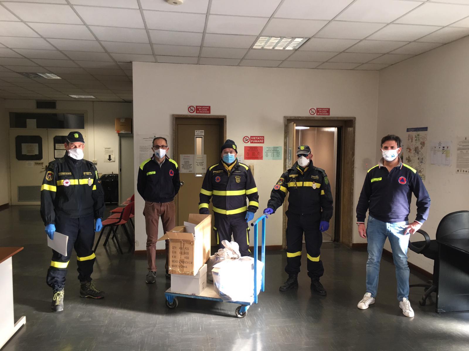 La Protezione Civile consegna Dpi e mascherine a tutte le Rsa della provincia