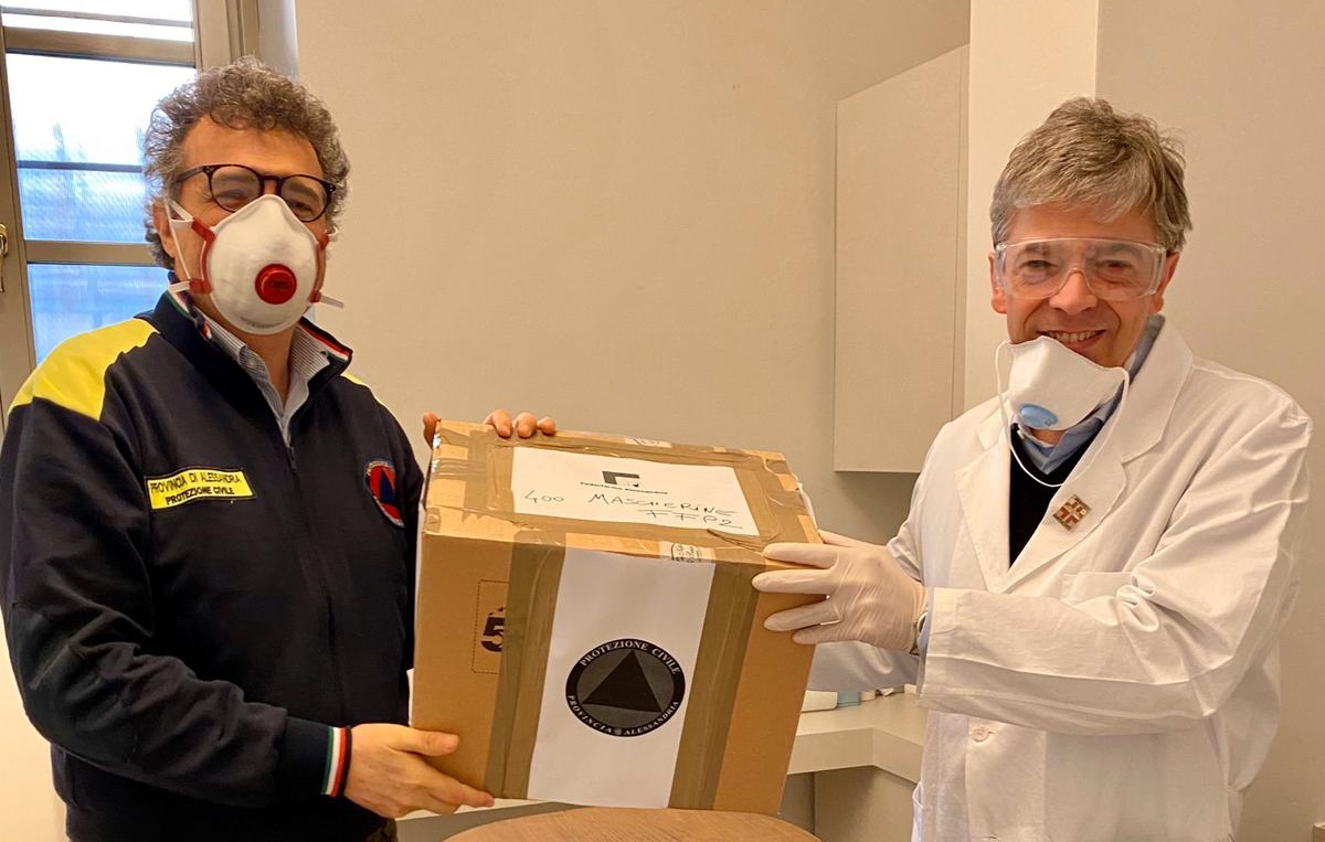 Coronavirus: farmacie piemontesi donano mascherine ffp2 alla Protezione Civile