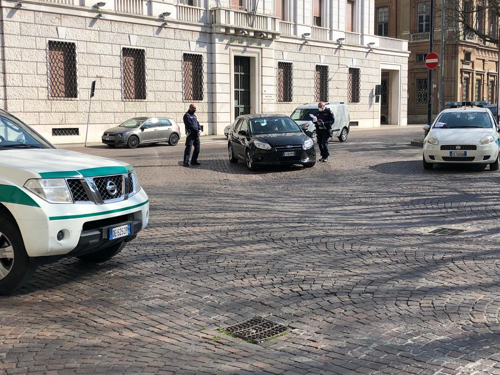 Dal 18 maggio l’autocertificazione servirà solo per gli spostamenti tra le Regioni
