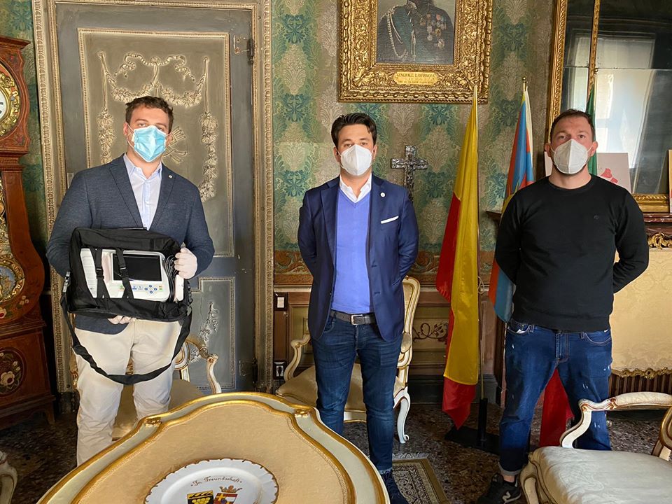 Un elettrocardiografo per l’Usca in dono dalla città di Casale Monferrato