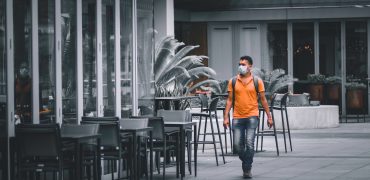 Bar chiuso - Photo by Victor He on Unsplash