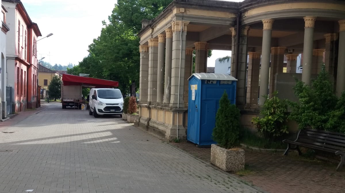 Amag Reti Idriche: ritirati i bagni chimici mobili nelle aree mercatali di Alessandria e sobborghi
