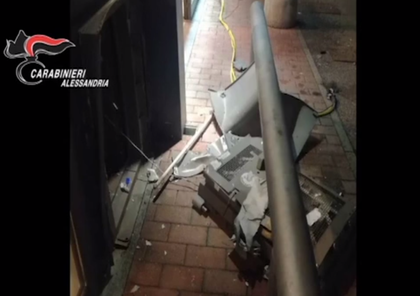 Presa dai Carabinieri di Alessandria la banda che faceva saltare le casse dei supermercati con l’esplosivo