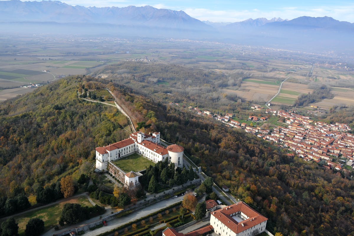 Da domenica riaprono castelli e dimore storiche nel torinese