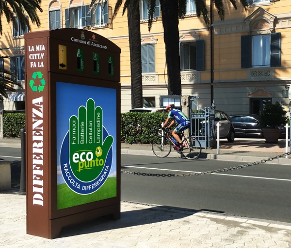 Acqui sempre più green: arrivano i contenitori per pile, farmaci e batterie