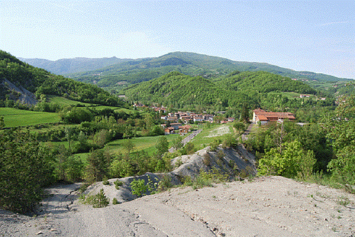Una passeggiata in provincia: il sentiero da Serra del Monte a Fabbrica Curone
