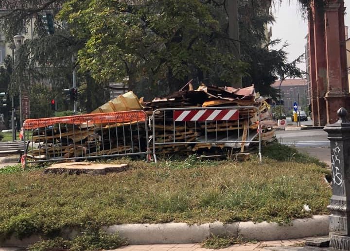 Maltempo 1-2 agosto: tolti i rottami in piazza Matteotti ad Alessandria