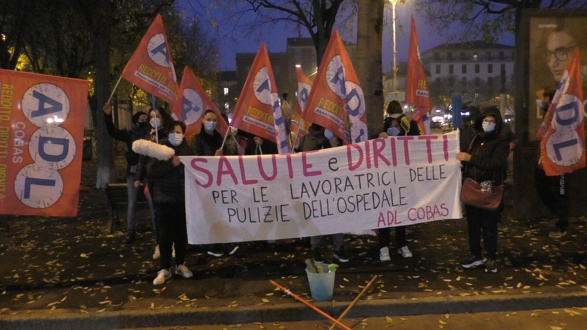 Pulizie Ospedale di Alessandria, nuovo presidio delle lavoratrici: “Finora non è cambiato nulla”