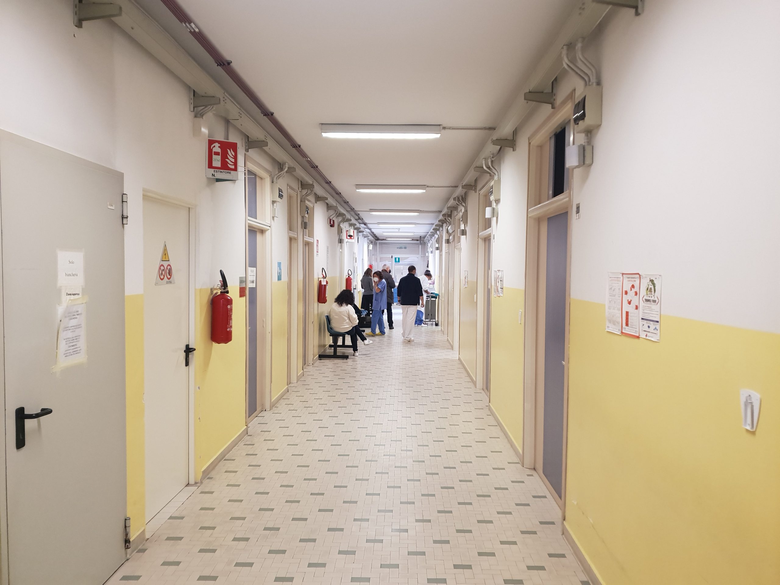 Iniziate le vaccinazioni contro il Covid all’Ospedale di Alessandria: “Emozione indescrivibile”