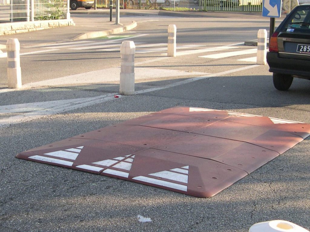 A Valmadonna il suggerimento dei cittadini: “Dossi berlinesi per limitare la velocità delle auto”