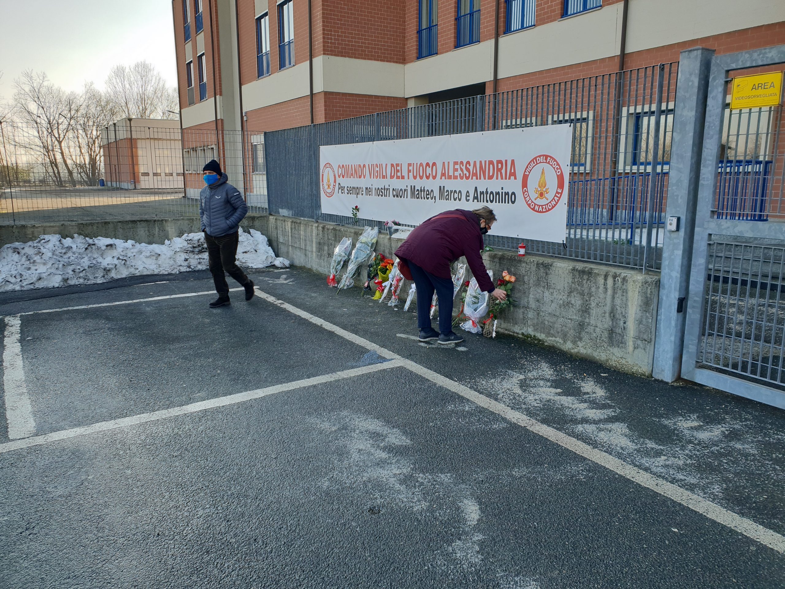 I perché delle famiglie dei Vigili del Fuoco caduti a Quargnento
