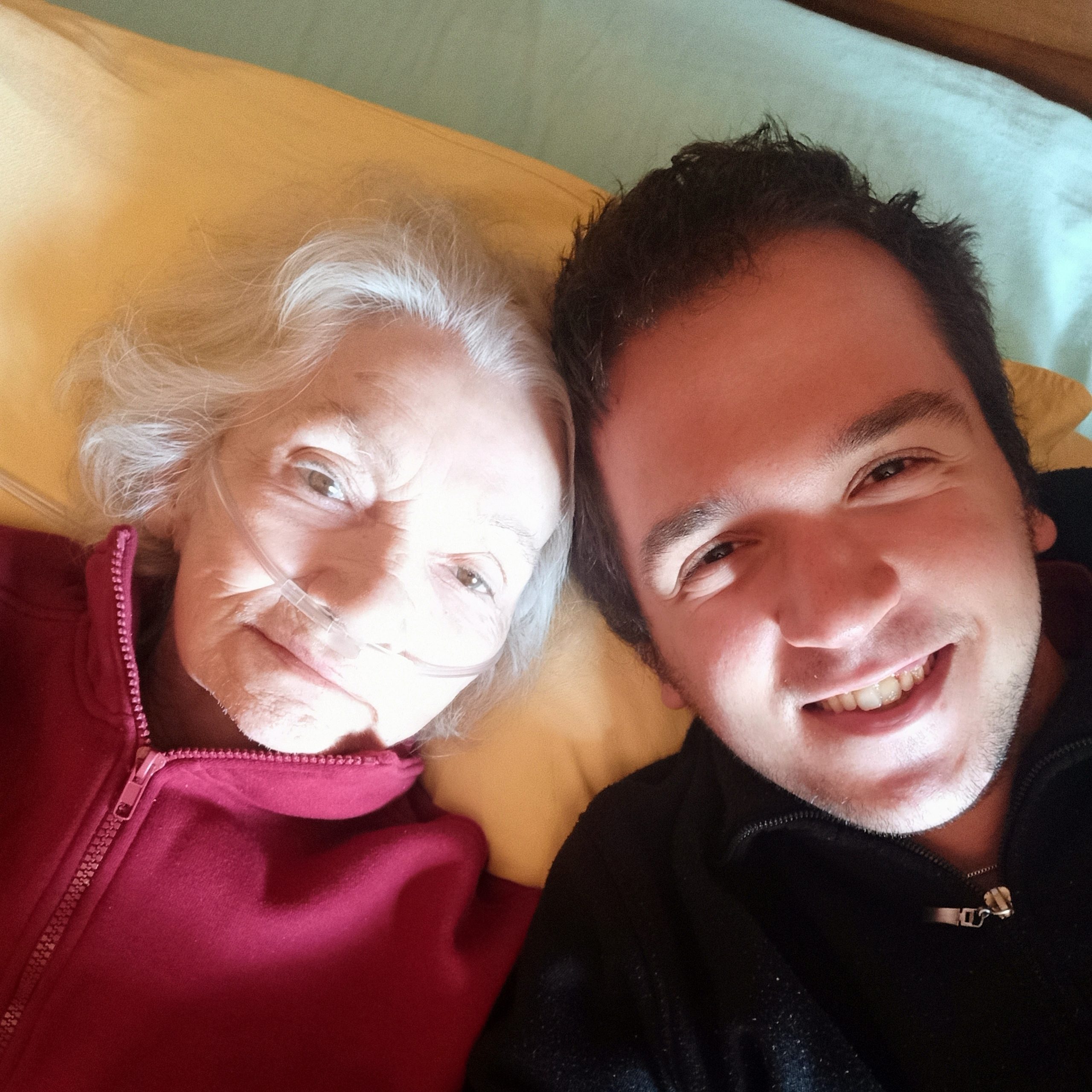 Ospedale Alessandria: la foto di nonna Mariuccia tra i vincitori del concorso di Medicina Narrativa