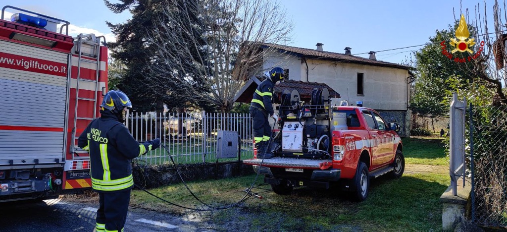 Incendio in una casa a Bistagno: sul posto i Vigili del Fuoco e i Carabinieri