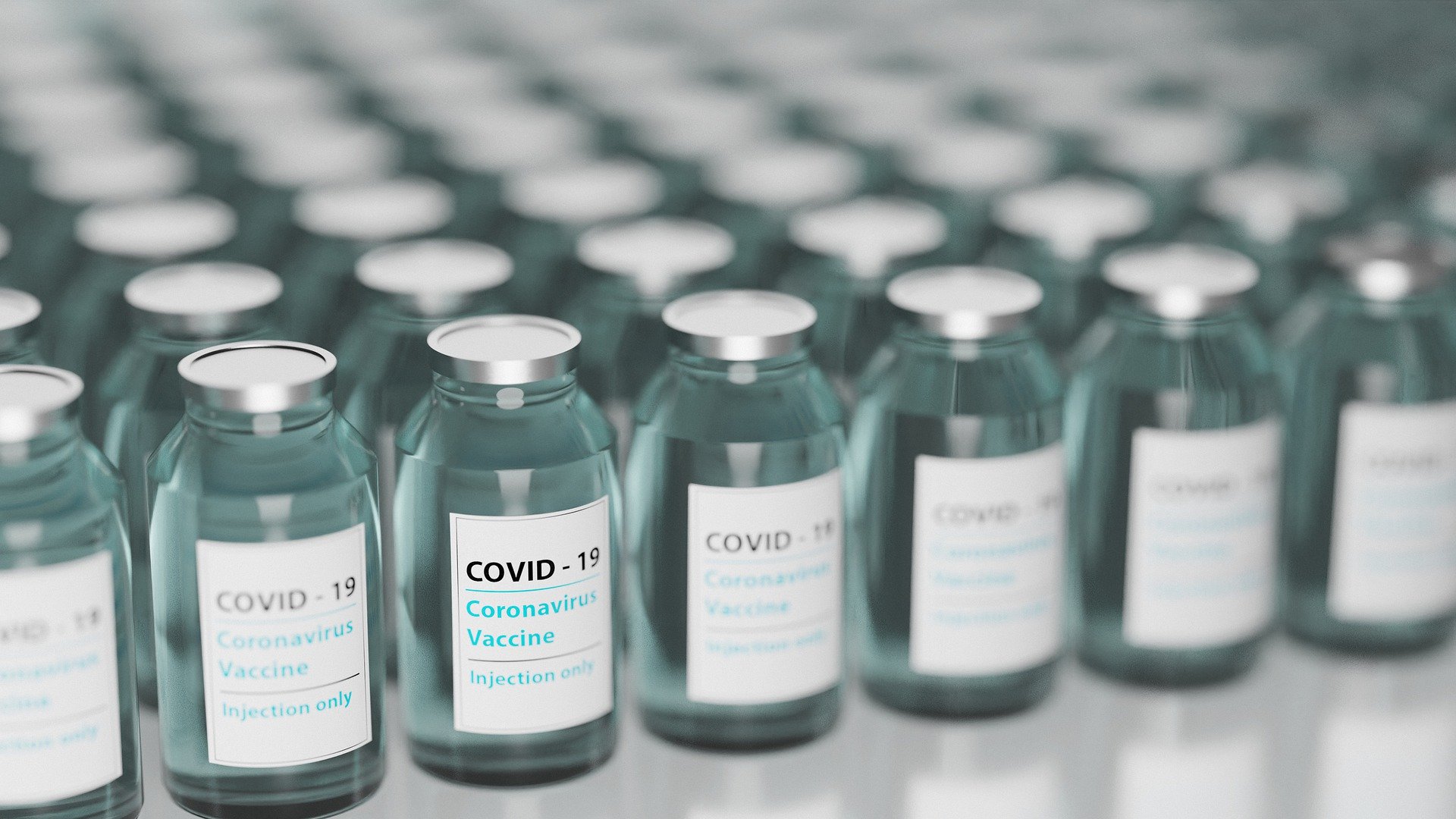 In Piemonte 780 mila persone no vax: a Torino un progetto per convincere gli over 60 e i giovani