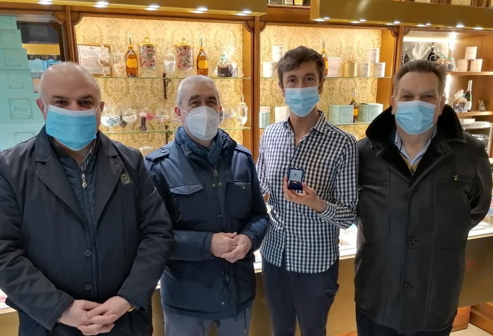 Anche il sindaco Novi si complimenta con la pasticceria Elvezia, vincitrice di Cake Star