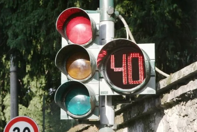 Countdown semafori, assessore Serra: “In 3 anni in tutti gli impianti di Alessandria, prima quelli coi rilevatori”