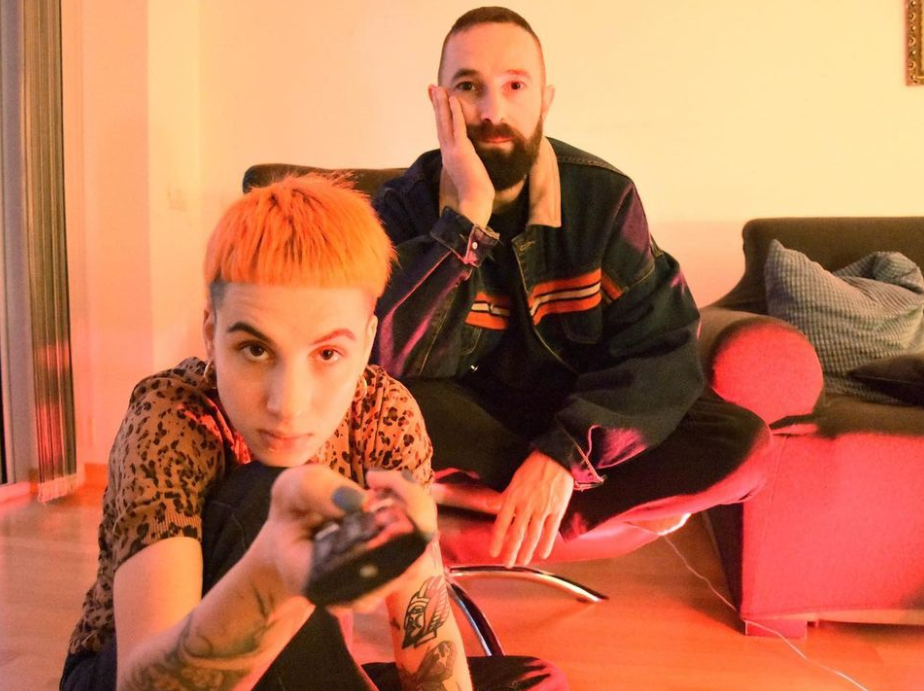 Chi sono i Coma_Cose, il duo in gara al Festival di Sanremo 2021