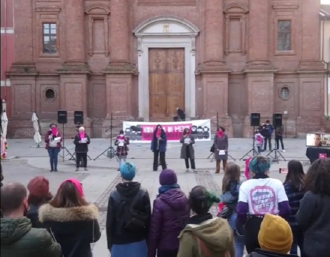 8 marzo: Non Una di Meno in piazza. “Le donne hanno pagato di più le conseguenze del covid”