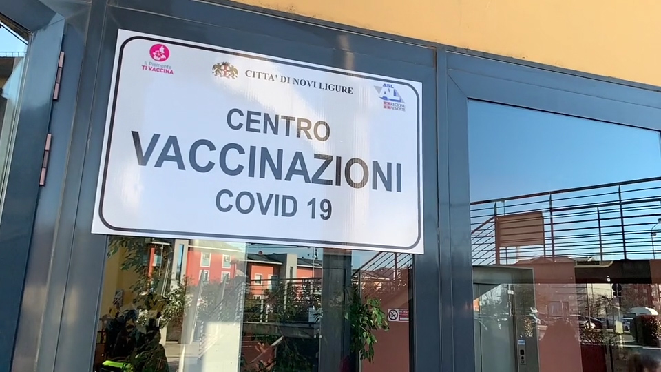 A Novi stop ai vaccini durante la Milano-Sanremo? Asl chiarisce: “Ecco perché la corsa non c’entra”