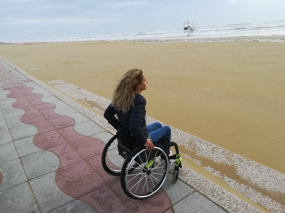 Marzo Donna, Emanuela Bressan vince il premio letterario: “Dopo l’incidente vivo senza pormi limiti”