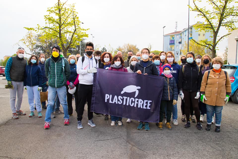 Il Cristo più bello fuori e dentro grazie al movimento Plasticfree