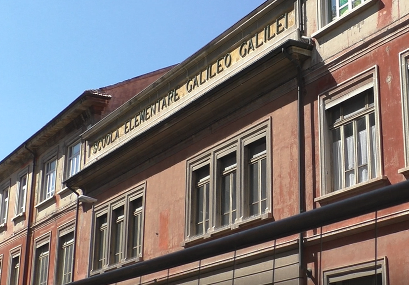 Alunni del Galilei all’ex San Carlo: lo scuolabus si pagherà 20 euro a settimana e i genitori protestano