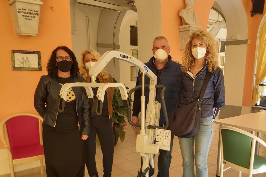 Donazione del Lions Club Valenza Adamas alla casa di riposo L’Uspidalì di Valenza
