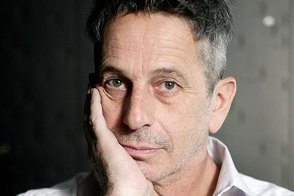 Lasagna svela il cinema cileno con “Vivere e morire a Santiago”