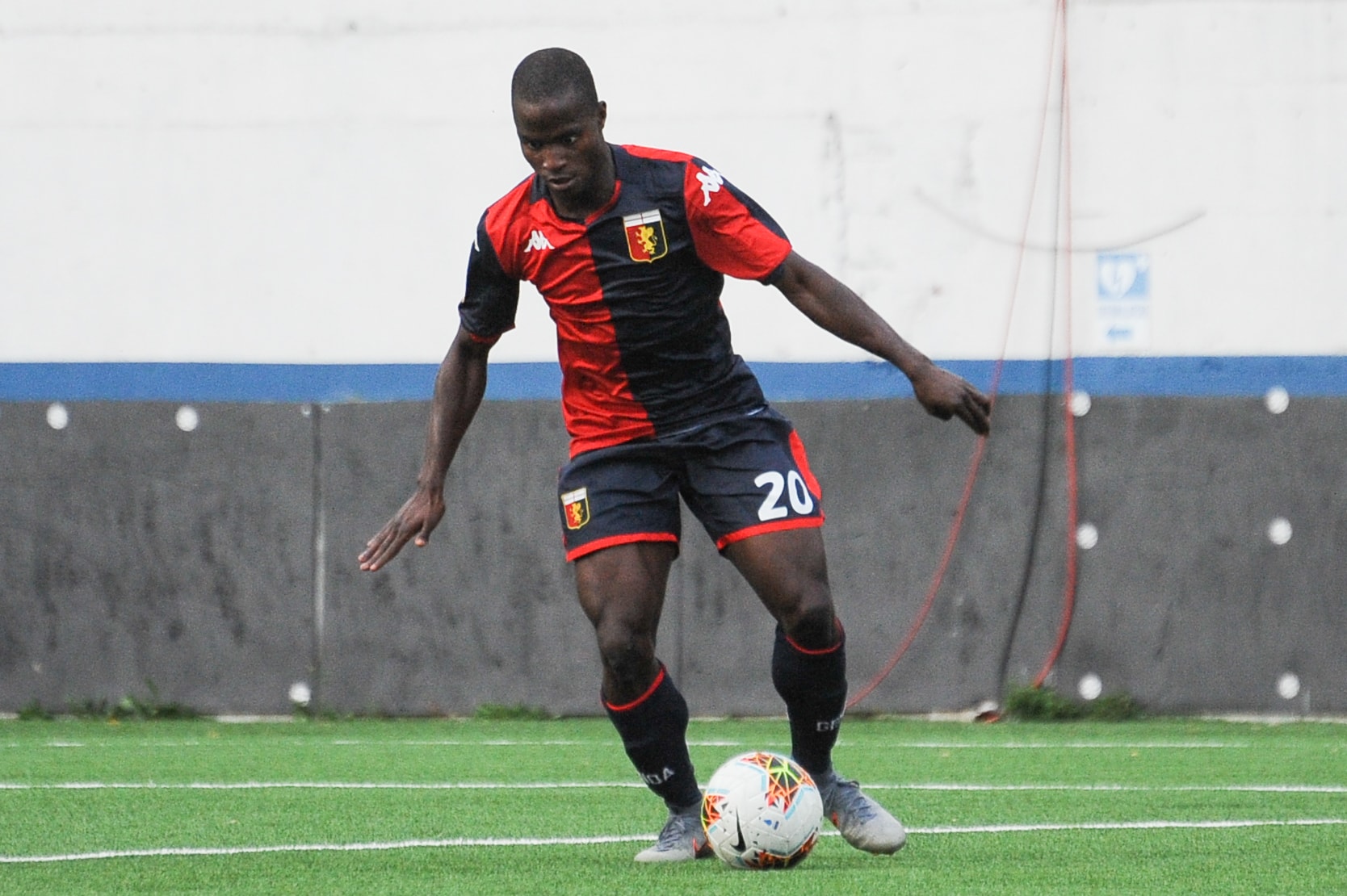 La dedica di Kallon a Gino Strada: calciatore arrivato a Cassine e ora promessa del Genoa