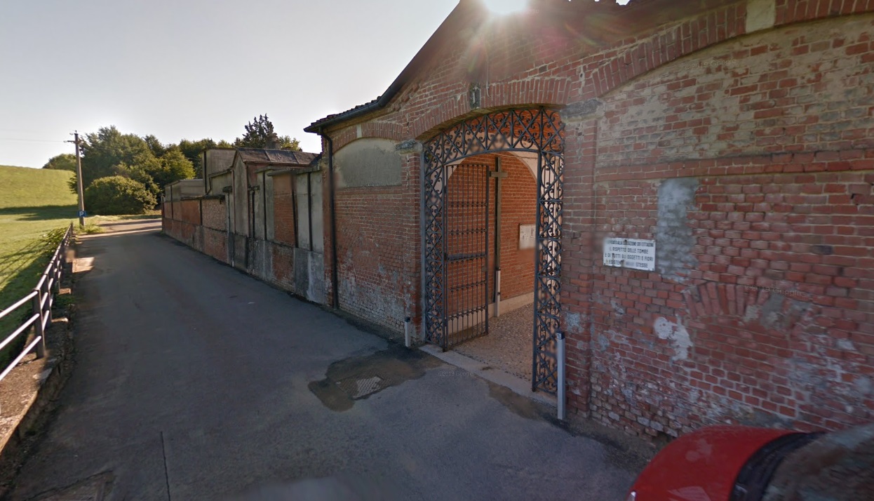 Fiori rubati al cimitero di Fubine e “purtroppo non è la prima volta”