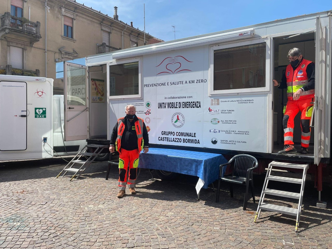 Al mercatino di antiquariato al Cristo il camper di Castellazzo Soccorso per i tamponi senza prenotazione