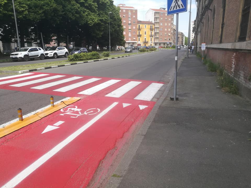 La polemica sulle piste ciclabili ad Alessandria: “Uscite e ingressi troppo pericolosi”