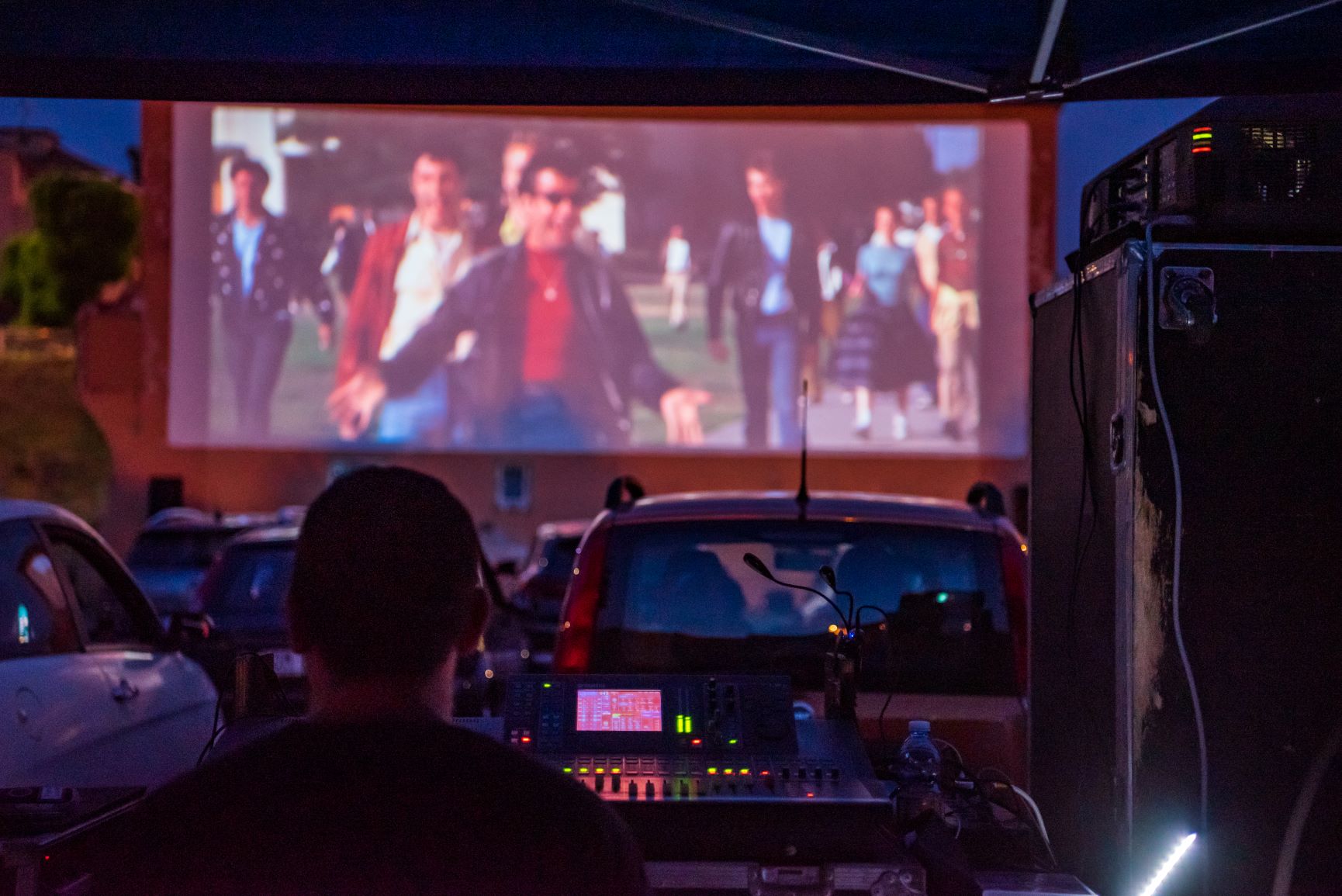 Al Cinema Ambra il ritorno del “drive in”: esordio col botto e a settembre si riparte