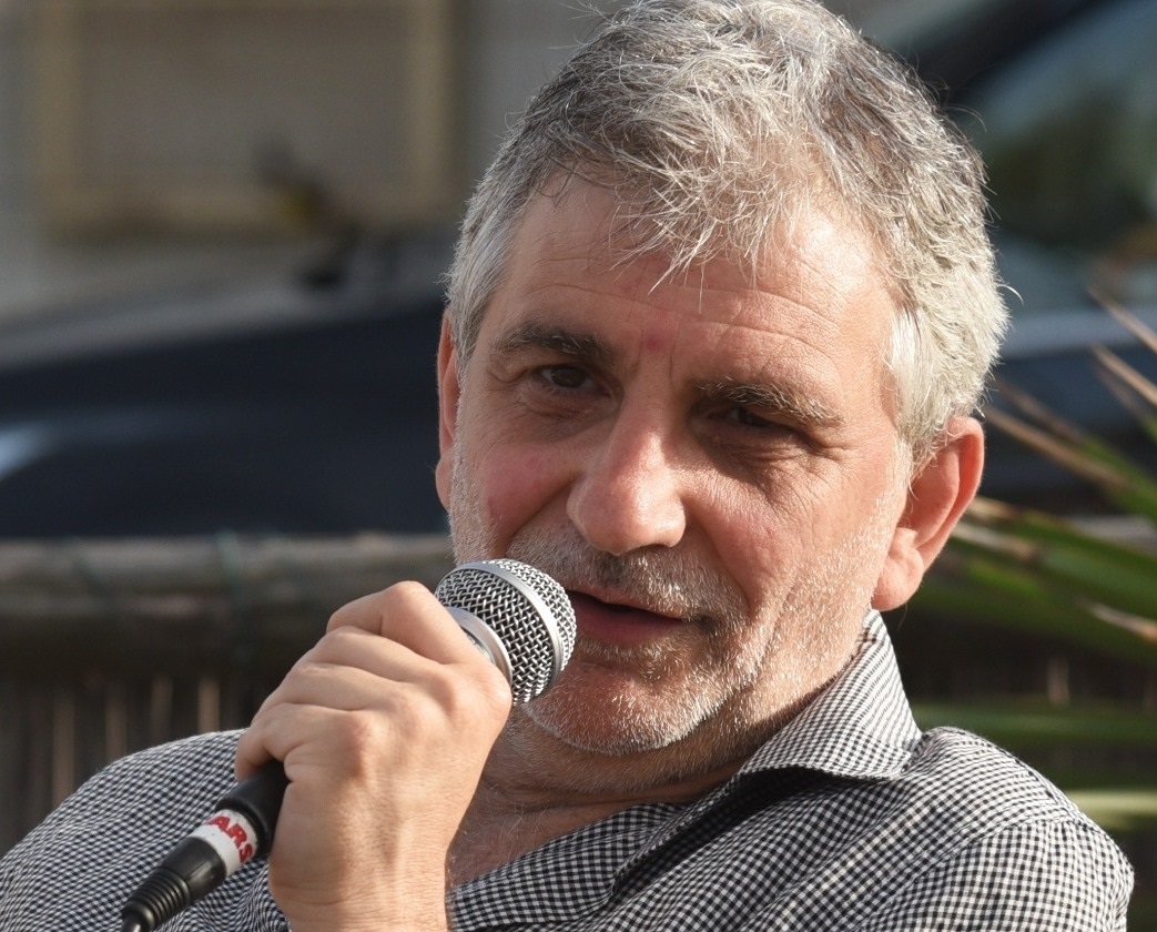 Enrico Deregibus vince il Premio Enriquez-Città Di Sirolo grazie al libro su De Gregori